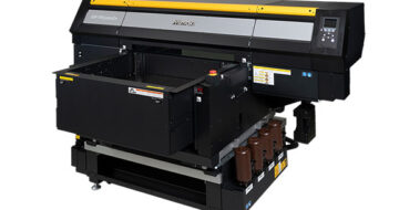 Mimaki zet nieuwe standaard in industriële direct-to-object printing met de UJF image